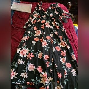 Floral Print Halter Maxi Dress (DS200)